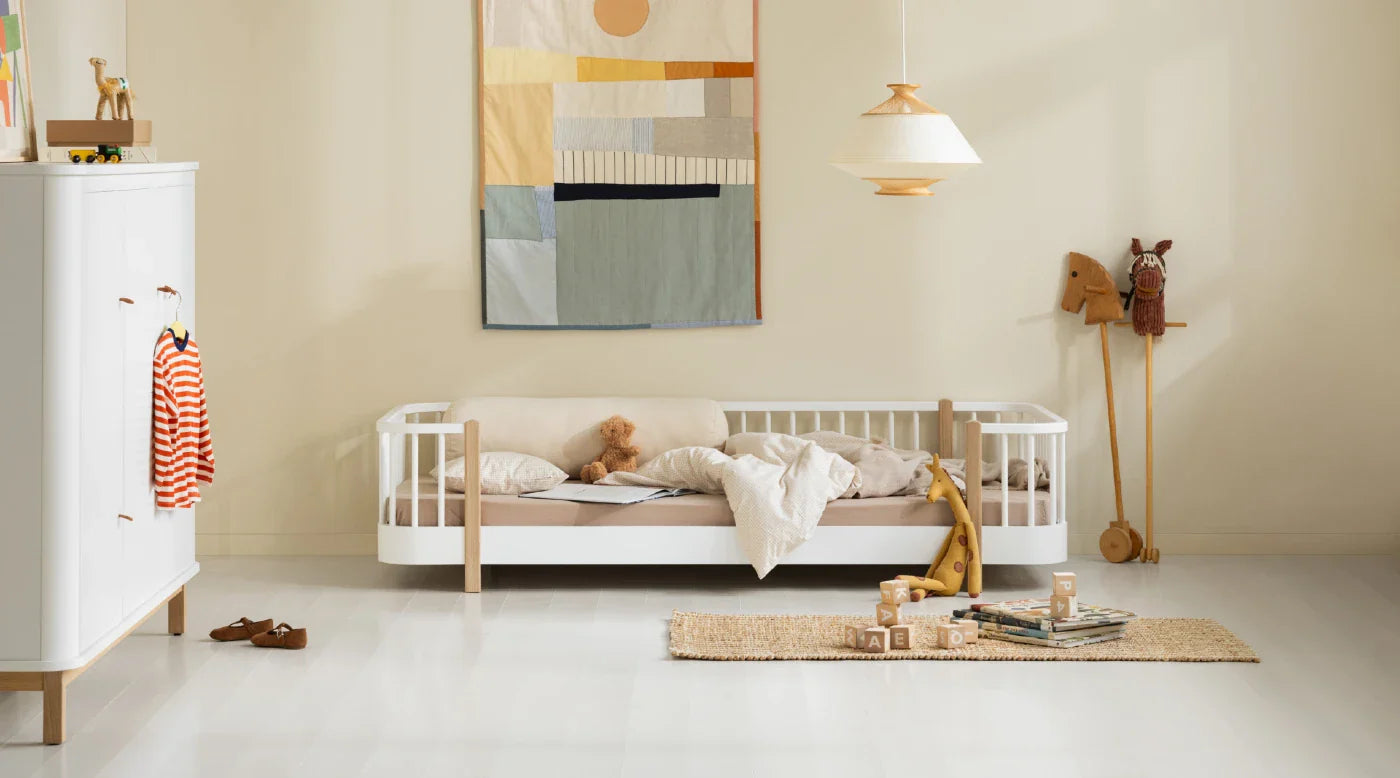 Oliver Furniture Wood Original Collection