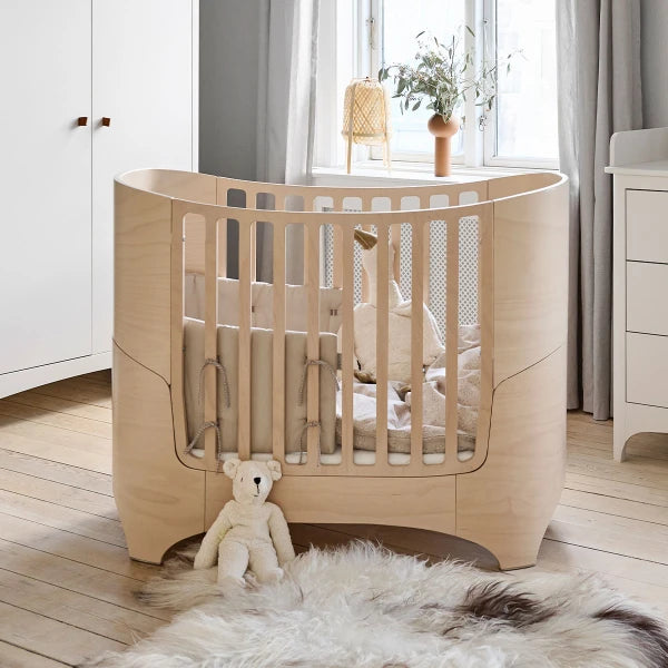 Leander Classic Cot Bed with Junior Kit – Whitewash