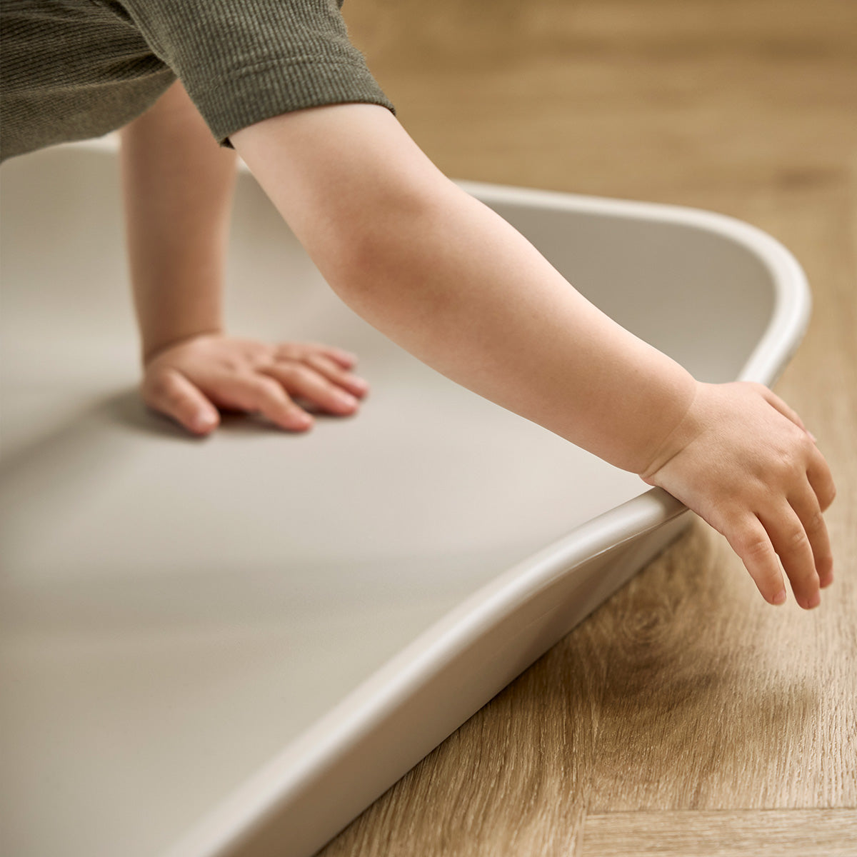 Leander Matty Changing Mat - Cappuccino