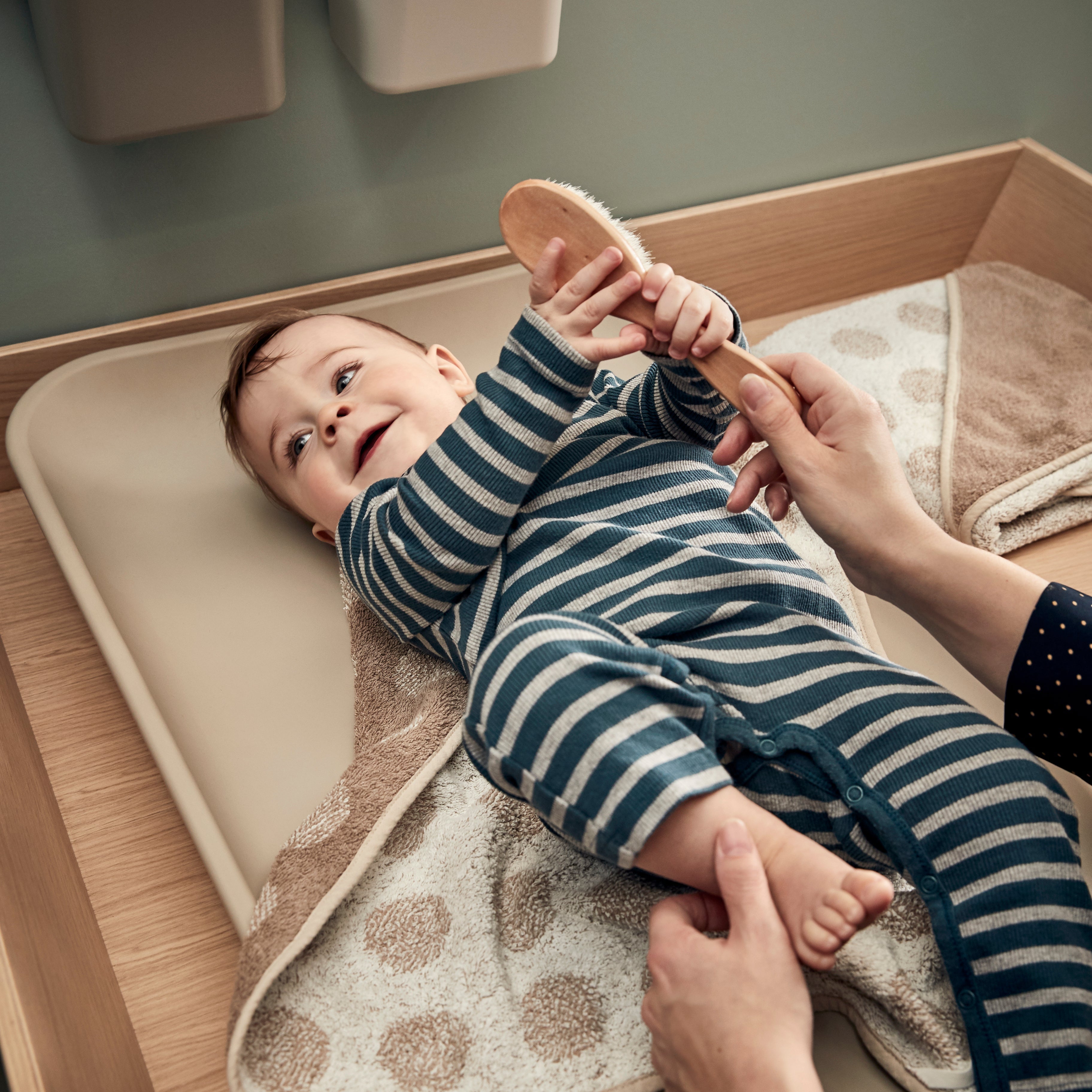 Leander Matty Changing Mat - Wood Rose