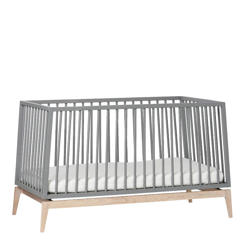 Leander Luna Cot in Grey 140 x 70 cm