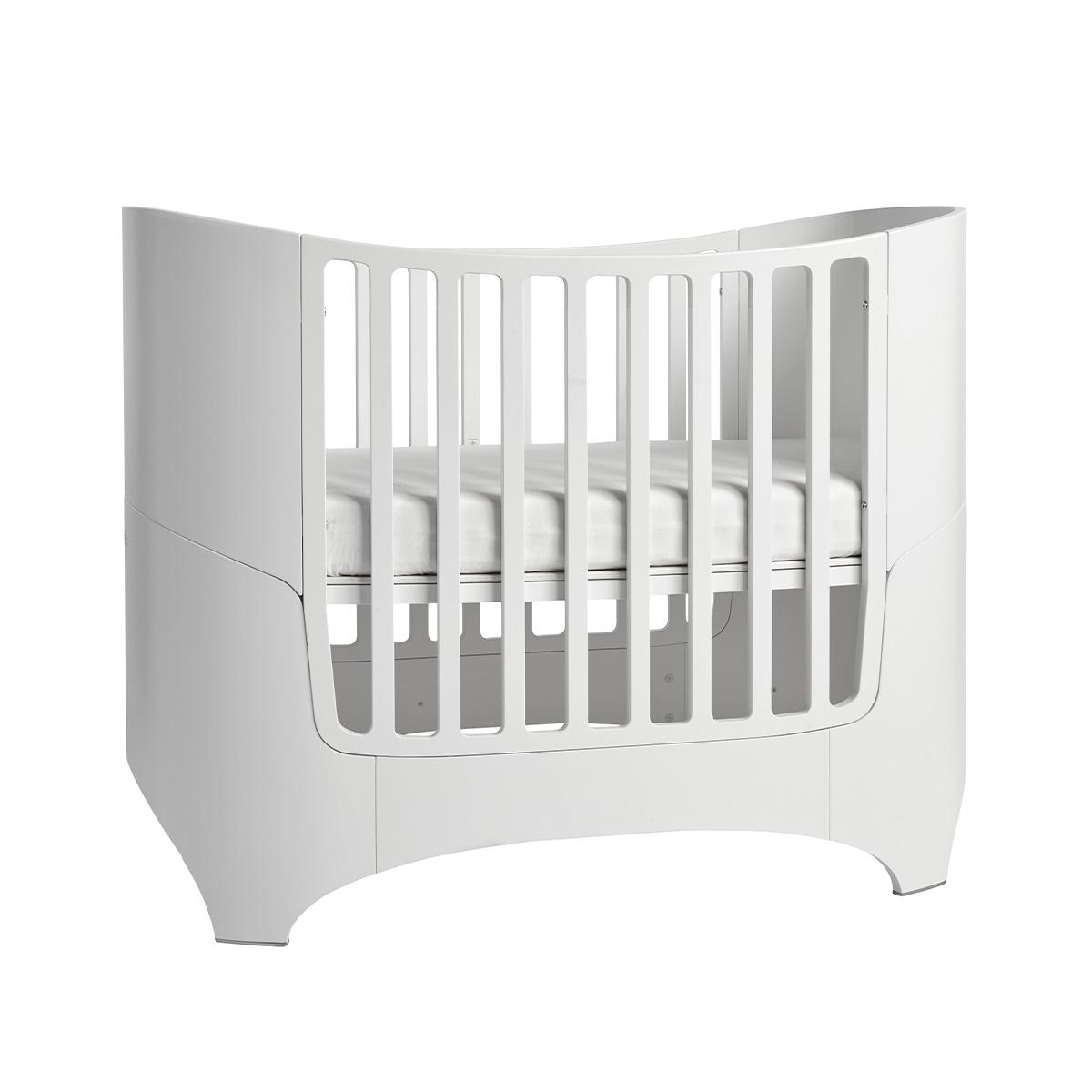 Leander Classic Cot Bed in White 0-3 yrs
