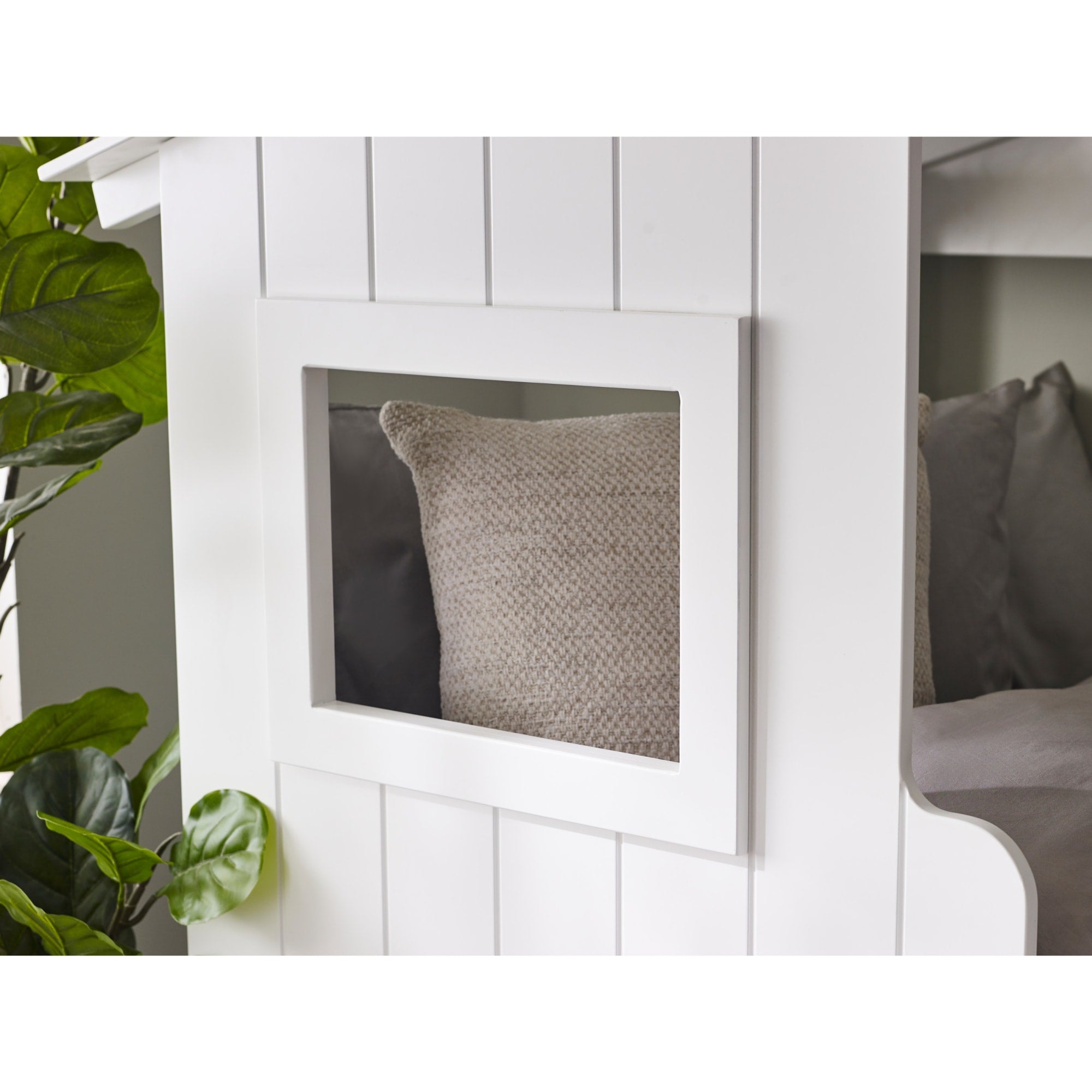 Acorn Treehouse Mid Sleeper Bed in White