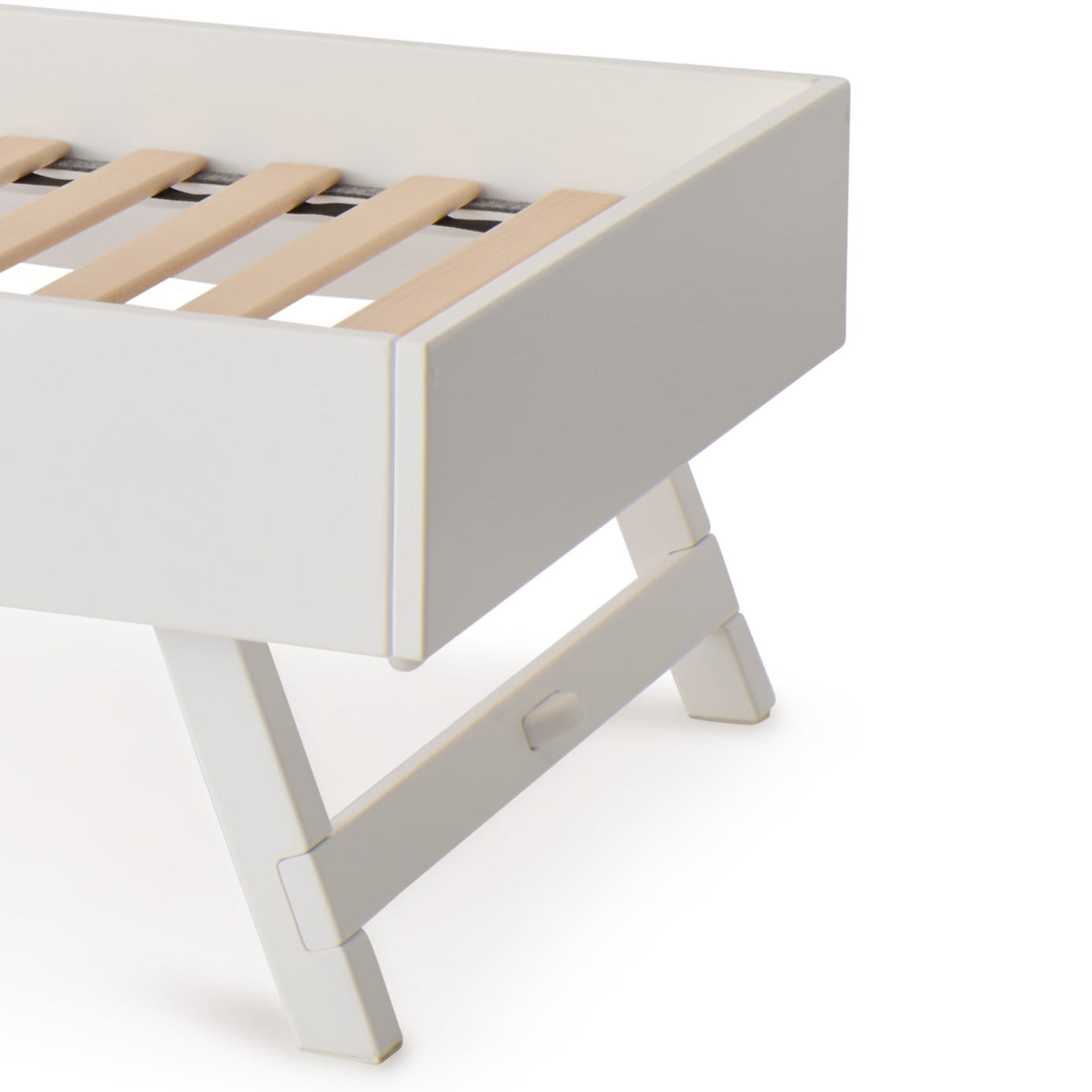 Isle of Dogs Design Pull-out Trundle Bed