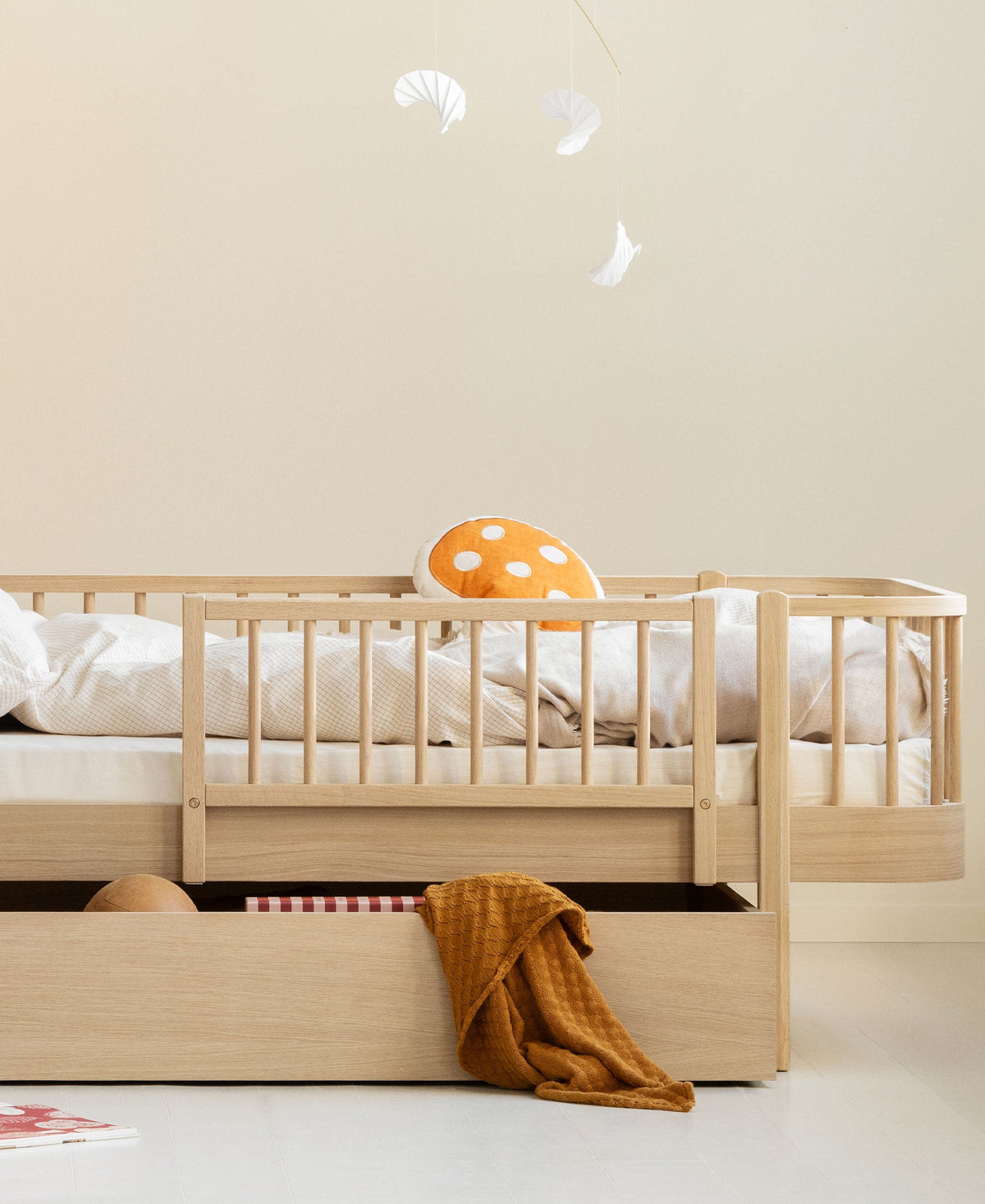 Oliver Furniture Wood Original Bed Guard in Oak