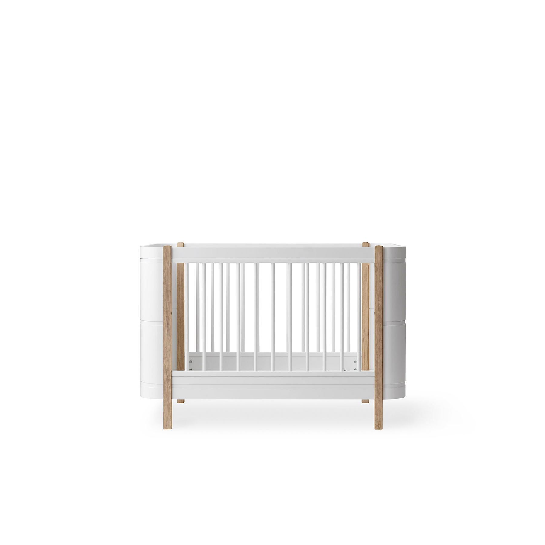 Oliver Furniture Wood Mini+ Cot Bed in White/Oak