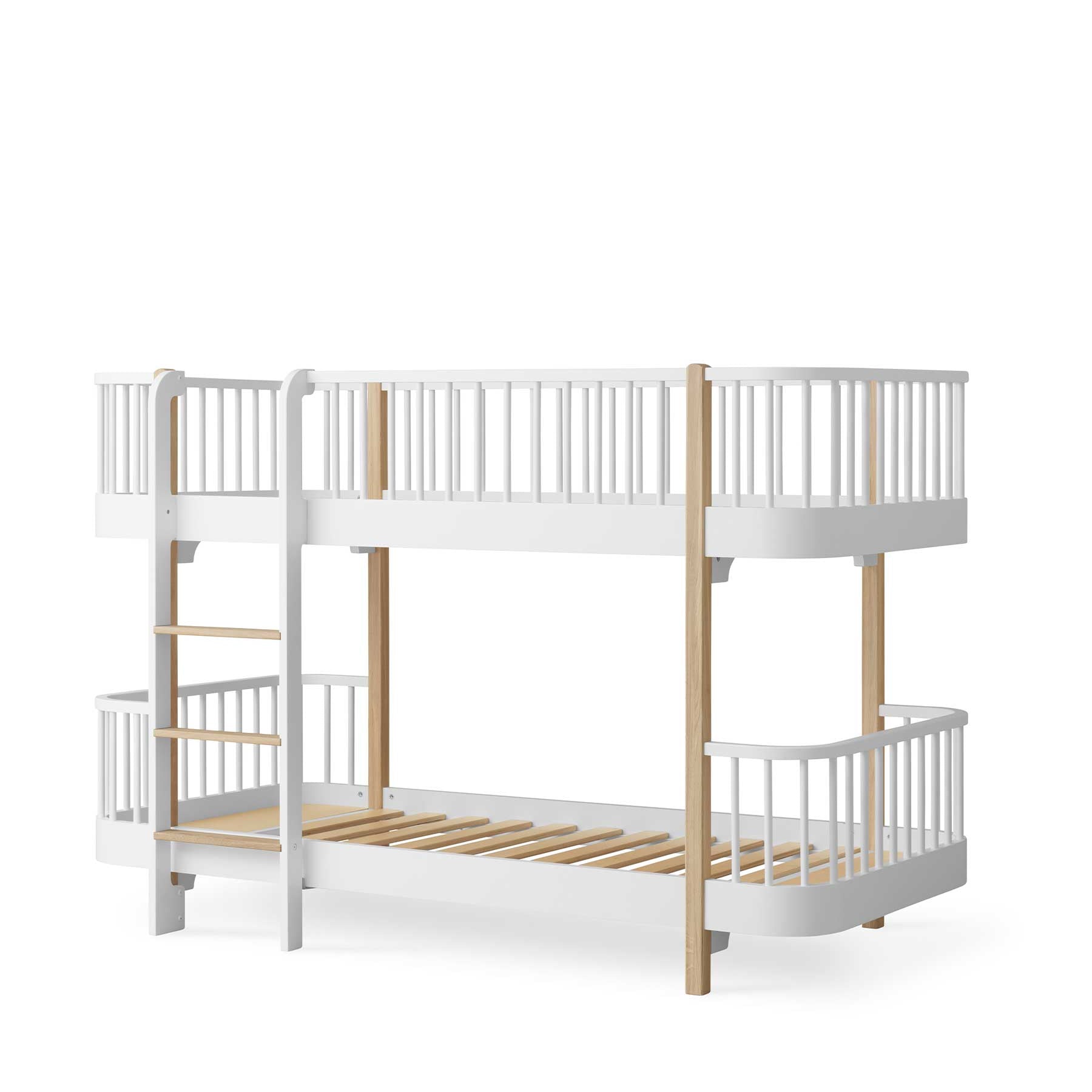 Oliver Furniture Wood Original Low Bunk Bed in White/Oak