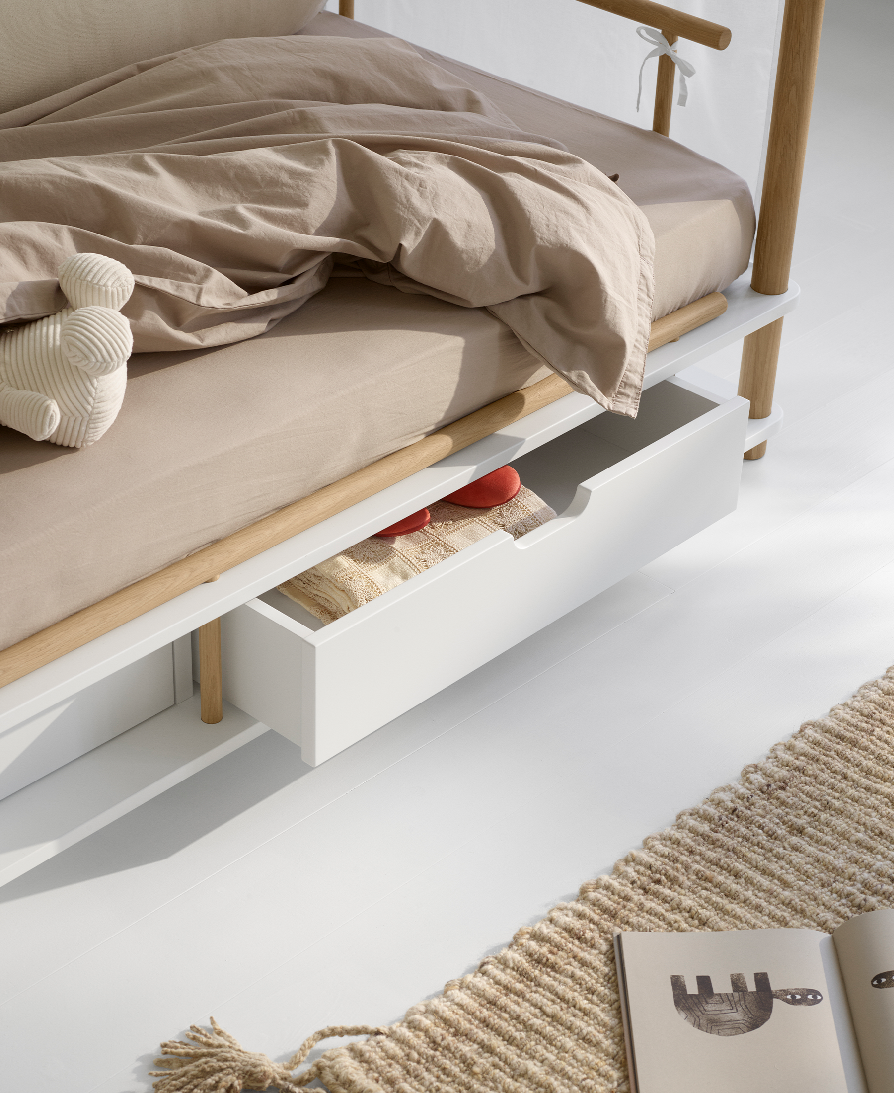 Oliver Furniture Camp Bed Canopy Kyoto in White