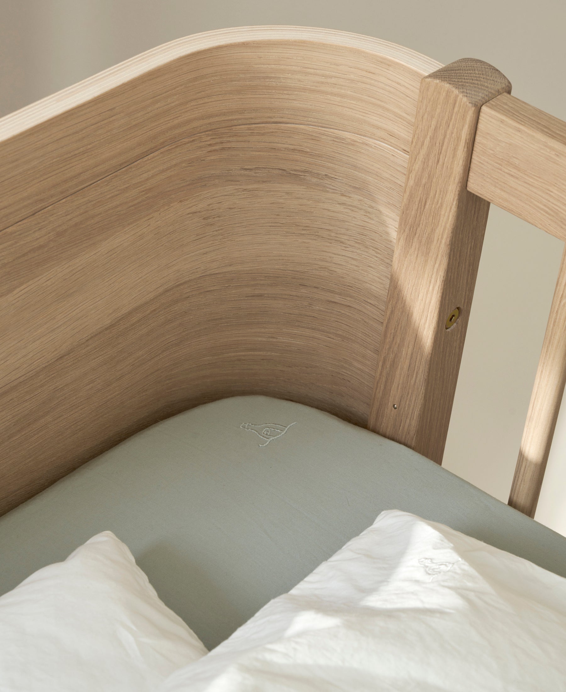 Oliver Furniture Wood Mini+ Low Loft Bed in Oak