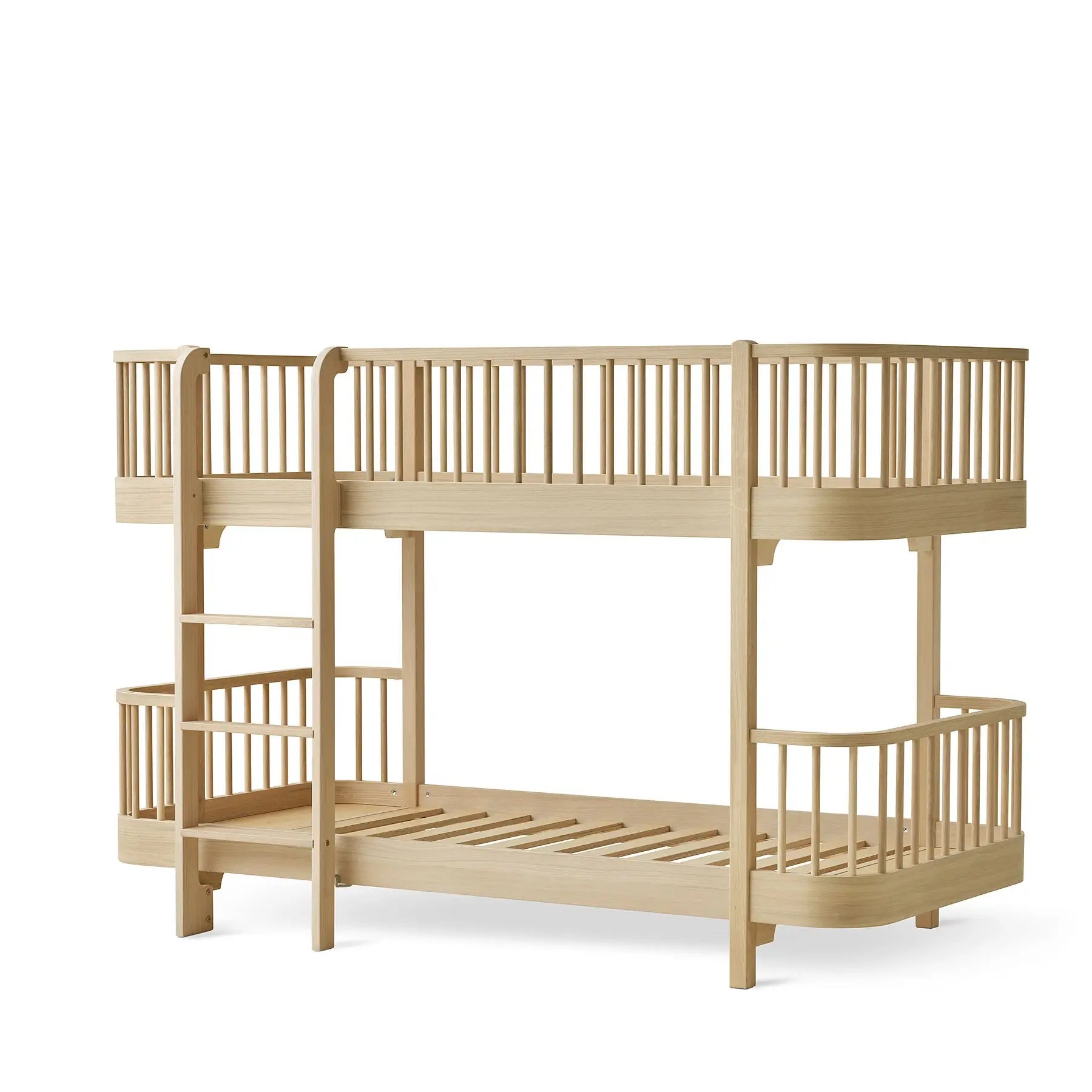 Oliver Furniture Wood Original Low Bunk Bed in Oak