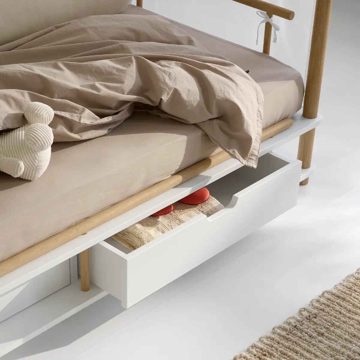 Oliver Furniture Camp Canopy Bed in White/Oak