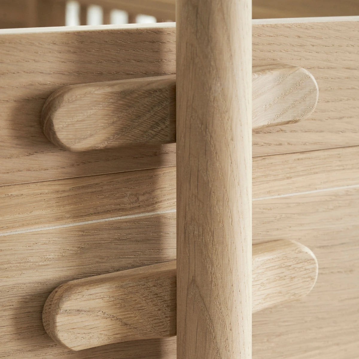 Oliver Furniture Holder for Wood Mini+ Bed Canopy & mobile in Oak