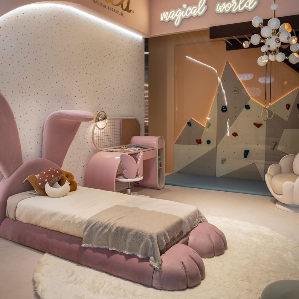 Circu Gold Plated Bubble Gum Desk