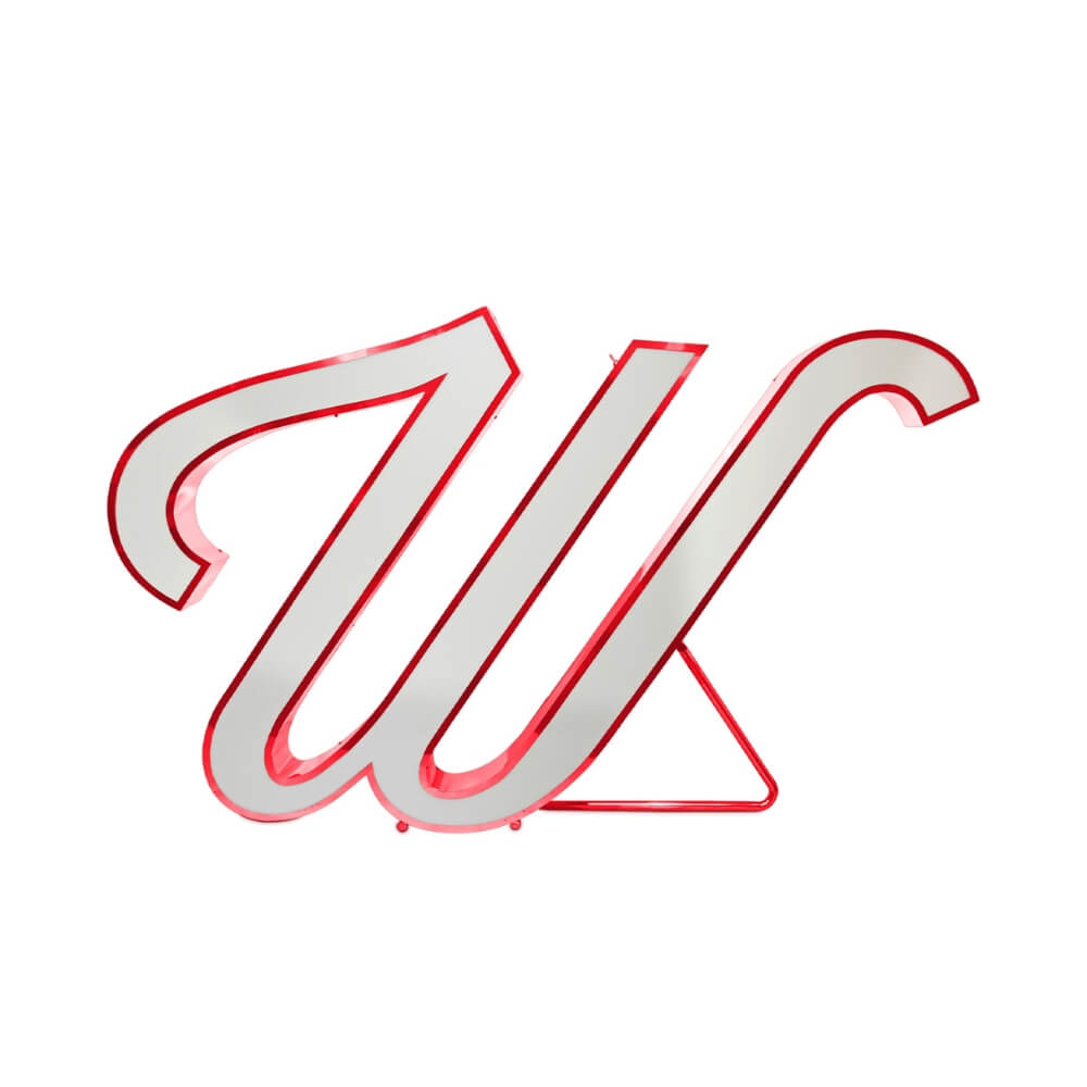 Circu Letter W Graphic Floor Lamp