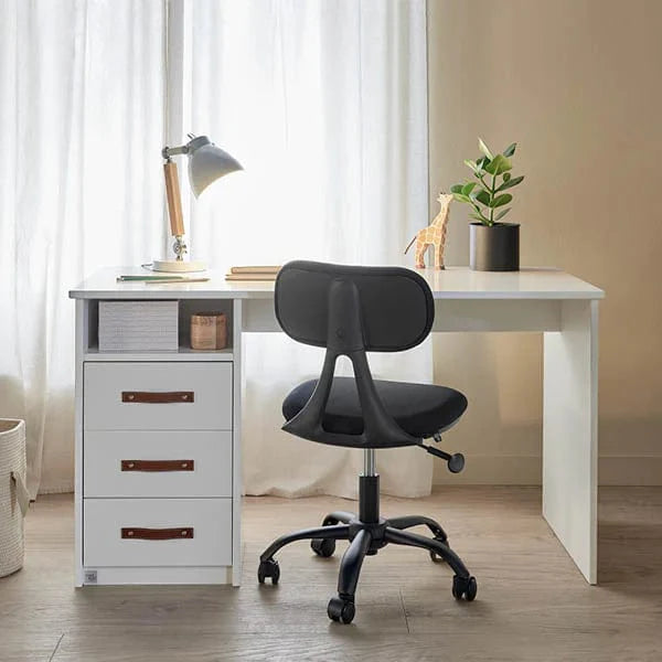 Cool kids Desk