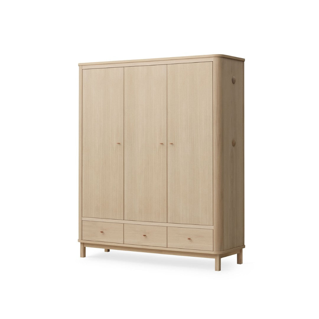 Oliver Furniture Wood Wardrobe With 3 Doors in Oak